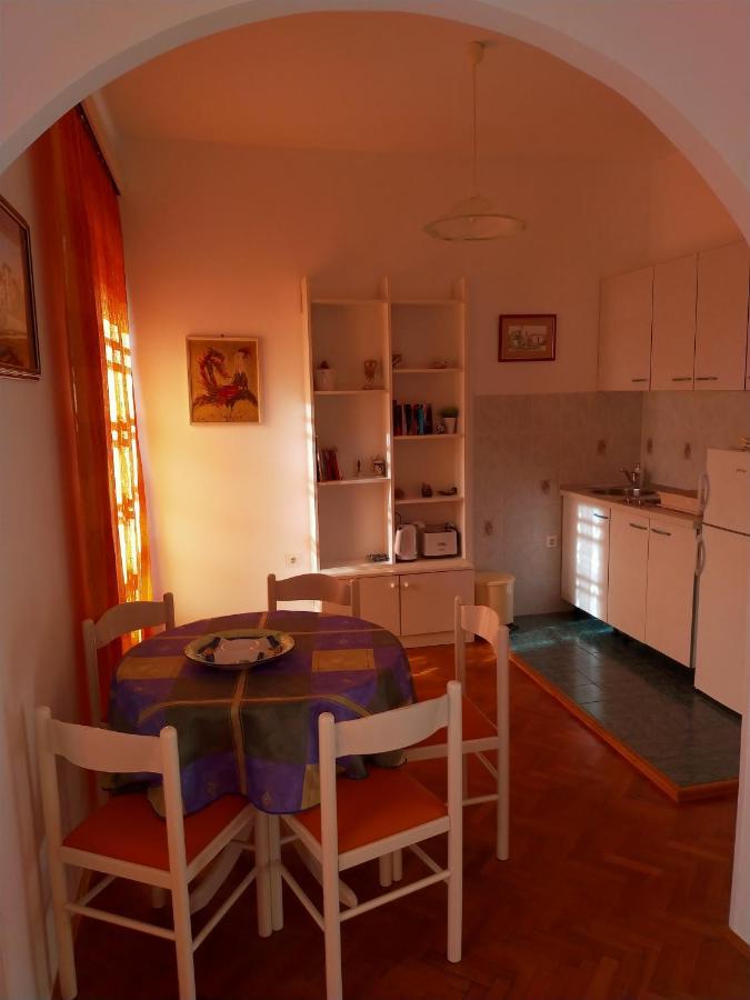 Apartments Ivna Bilek Opatija Bagian luar foto